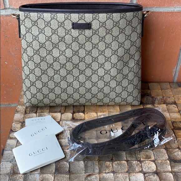 Gucci gg monogram logo supreme messenger bag - Picture 12 of 13